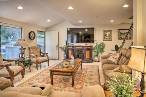 Victorian Condo with Private Veranda and Pool Access, Palm Springs